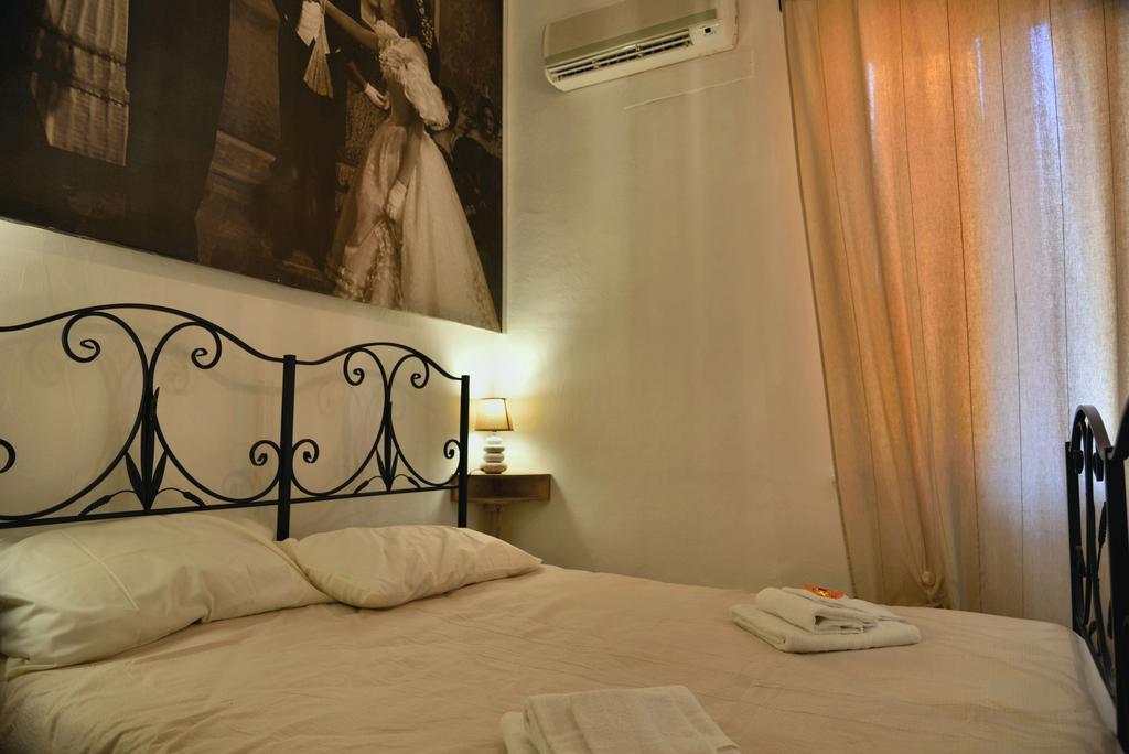 Bed and Breakfast Real Teatro Umberto I Palermo Zewnętrze zdjęcie