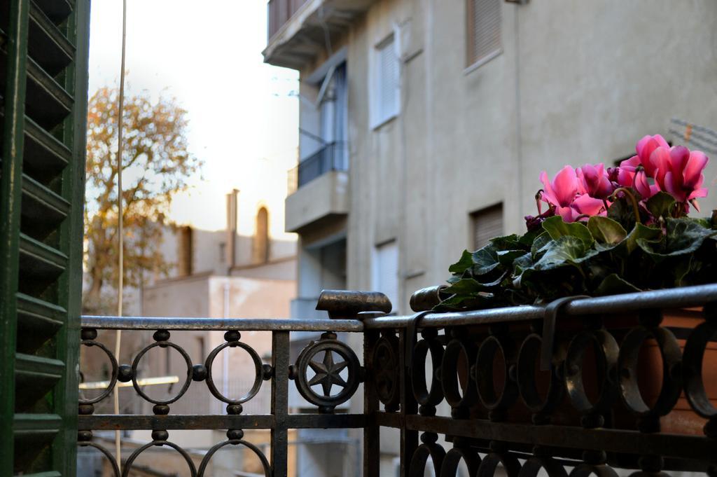 Bed and Breakfast Real Teatro Umberto I Palermo Zewnętrze zdjęcie